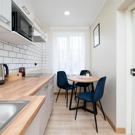 Korter 1 - Bright & Quiet 2br Apartment, Near Old Town *