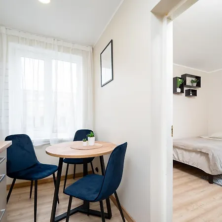 1 - Bright & Quiet 2br Apartment, Near Old Town Korter