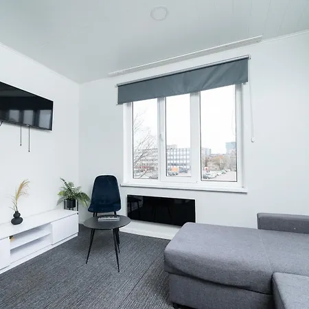 1 - Bright & Quiet 2br Apartment, Near Old Town Korter